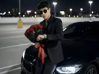 AlekAzarov toy livesex anal