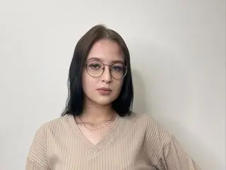 ArletteWienert naked nude online